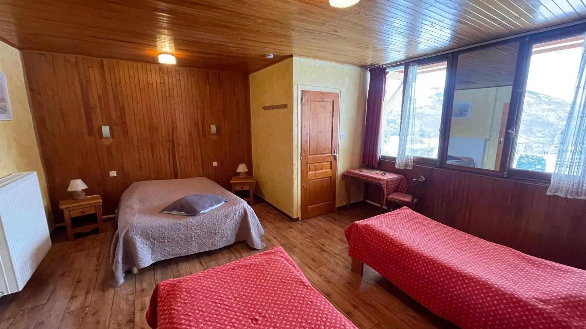 Hotel Les Sorbiers Montricher-le-Bochet 0*,  Frankreich